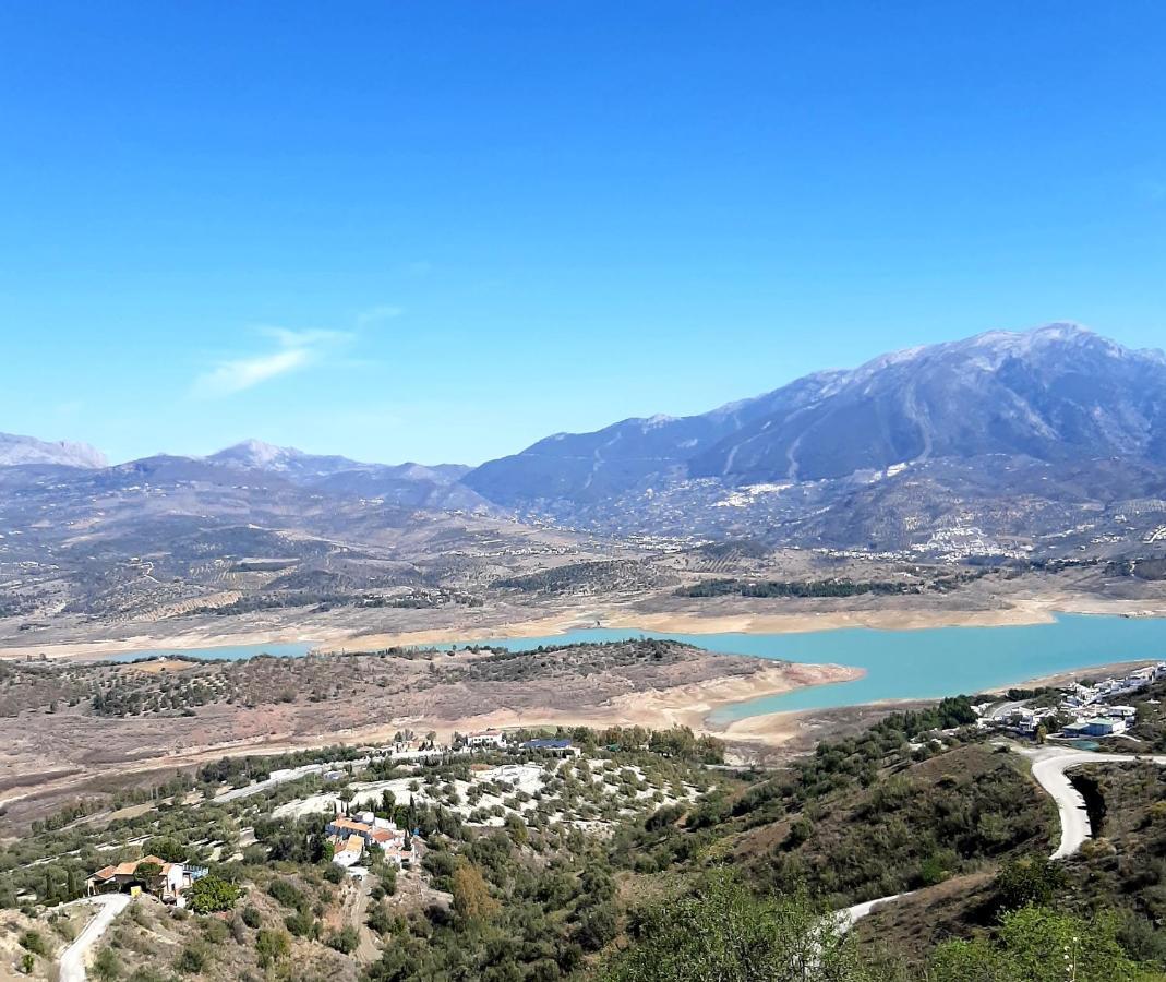 Vistas Al Lago With Private Pool Villa Vinuela Exterior photo